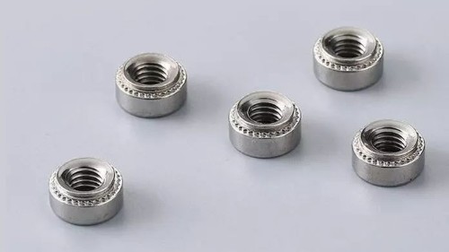 壓鉚螺母、拉鉚螺母、漲鉚螺母，傻傻分不清？